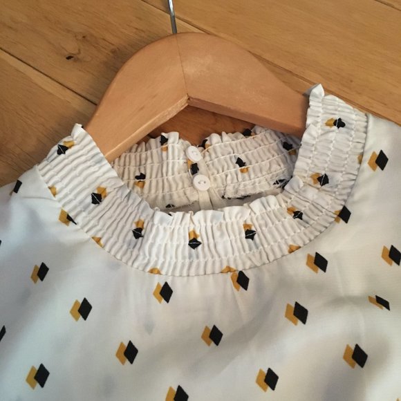 Retro 70s Mock Neck Diamond Print Secretary Blouse - Picture 10 of 16